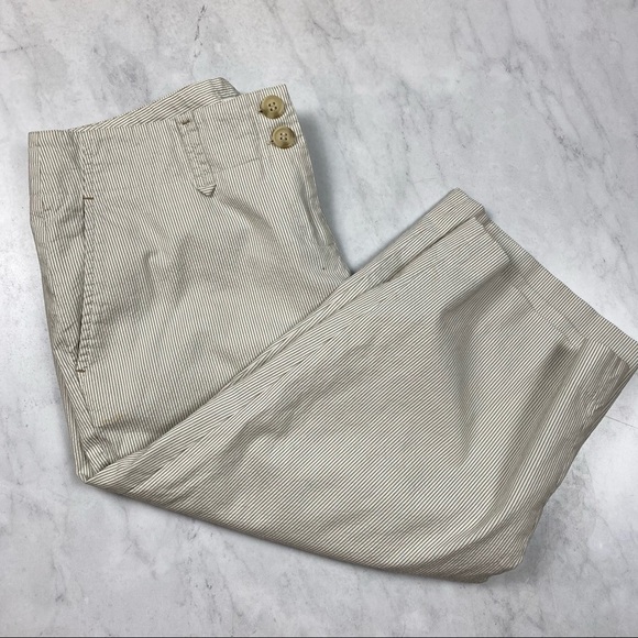 Ann Taylor LOGT Marisa Pin Stripe Short Capri Bermuda Shorts Pants Summer Size 4 - Picture 3 of 4